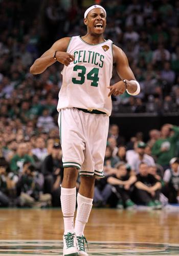 WTT总决赛 林诗栋4-0战胜梁靖崑晋级男单八强