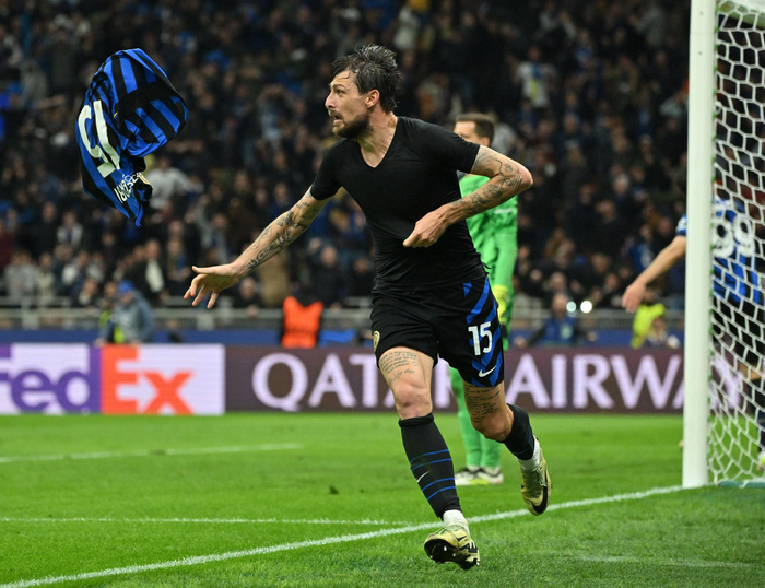 王建民的沉球在 2005 年季末已初现峥嵘，引起全联盟各队打者的警觉