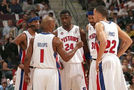 2015 赛季：MLB 官方推出“Play Ball”计划，旨在让更多美国青少年重返棒球场