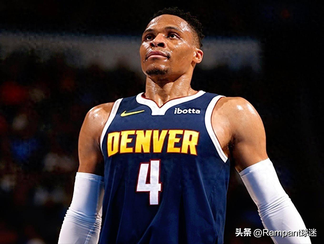 华莱士本场送出4抢断，赛季56次升至联盟最多